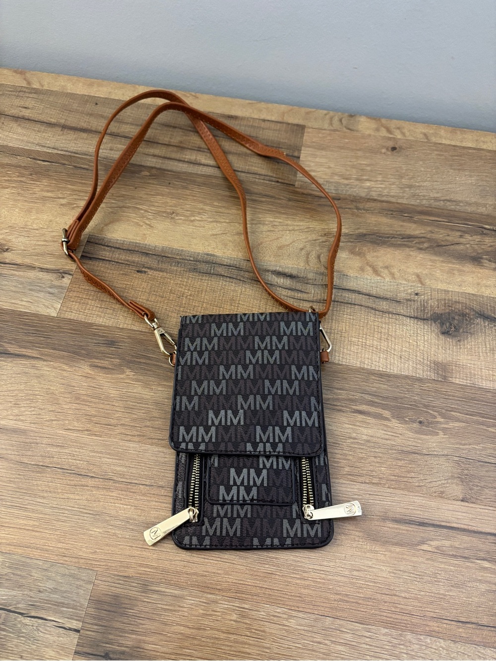 MKF Small Crossbody Cellphone Purse Wallet Vegan Leather Crossbody Brown